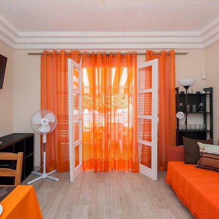 Cozy Apartment Orlando Адехе Екстериор снимка