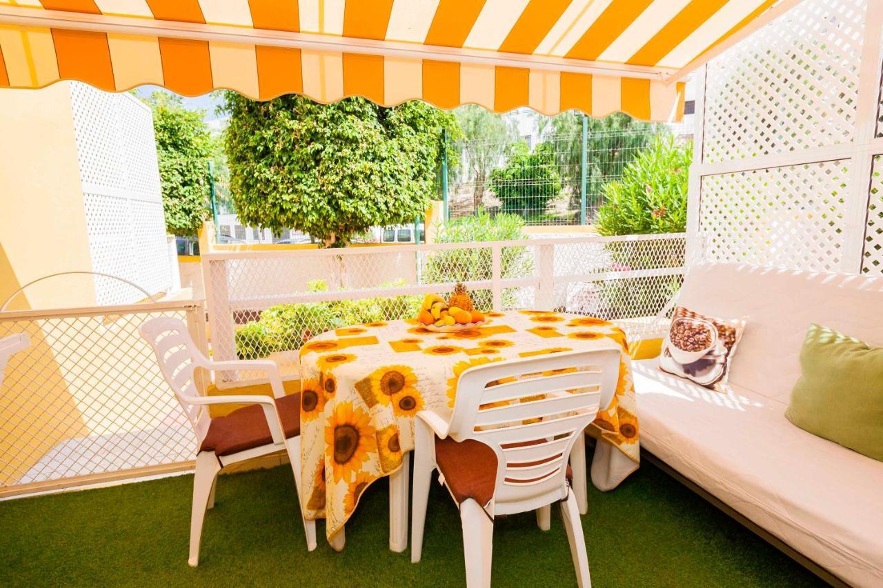 Cozy Apartment Orlando Адехе Екстериор снимка